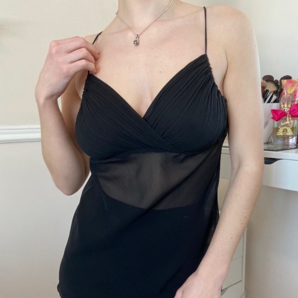 2000s style tank - Picture 3 of 3